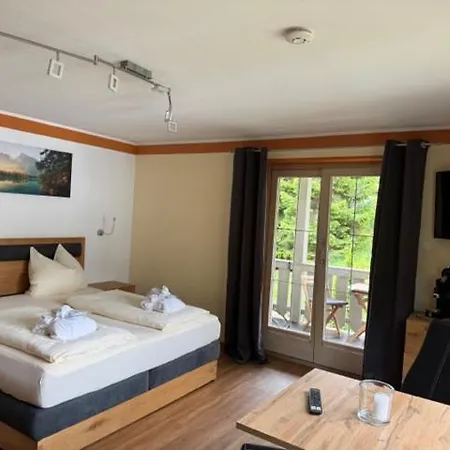 Alpengluehn 5*