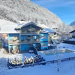 Alpengluehn - Adult Only Aparthotel