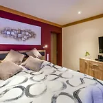 Alpengluehn - Adult Only Aparthotel 5*