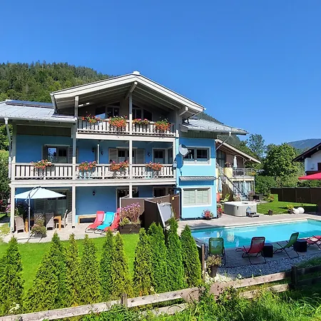 Alpenglühn Apartahotel