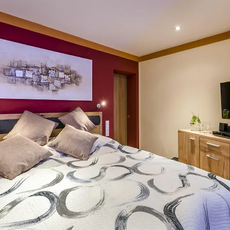 Alpenglühn Apartahotel 5*