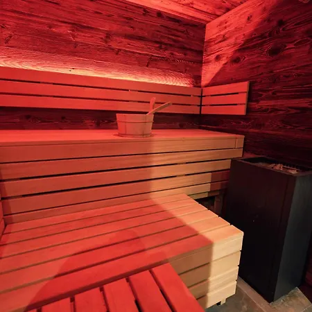 Alpenglühn Apartahotel 5*