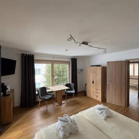 Apartahotel Alpenglühn 5*