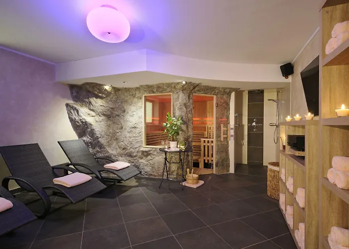 Alpengluehn - Adult Only Hotel apartamentowy