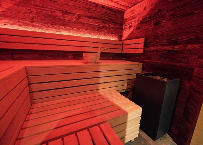 Alpengluehn - Adult Only Hotel apartamentowy 5*